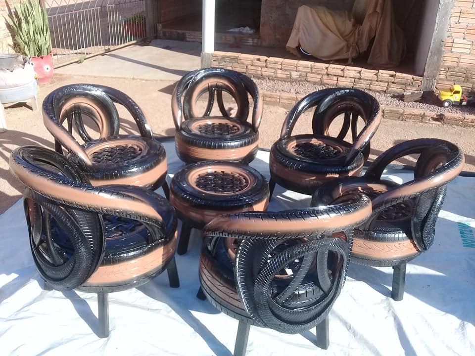 Poltronas marrom